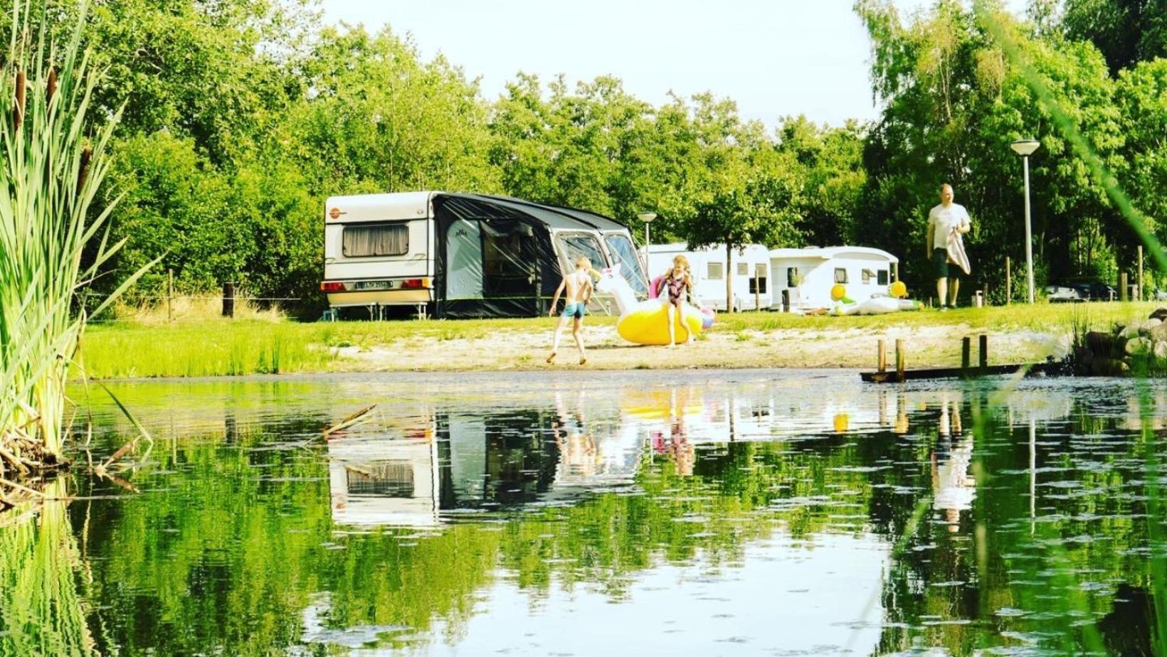 Vakantiepark De Toffe Peer Ruinerwold Extérieur photo